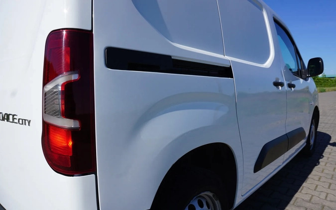 Toyota Proace City cena 46371 przebieg: 143533, rok produkcji 2020 z Uniejów małe 497